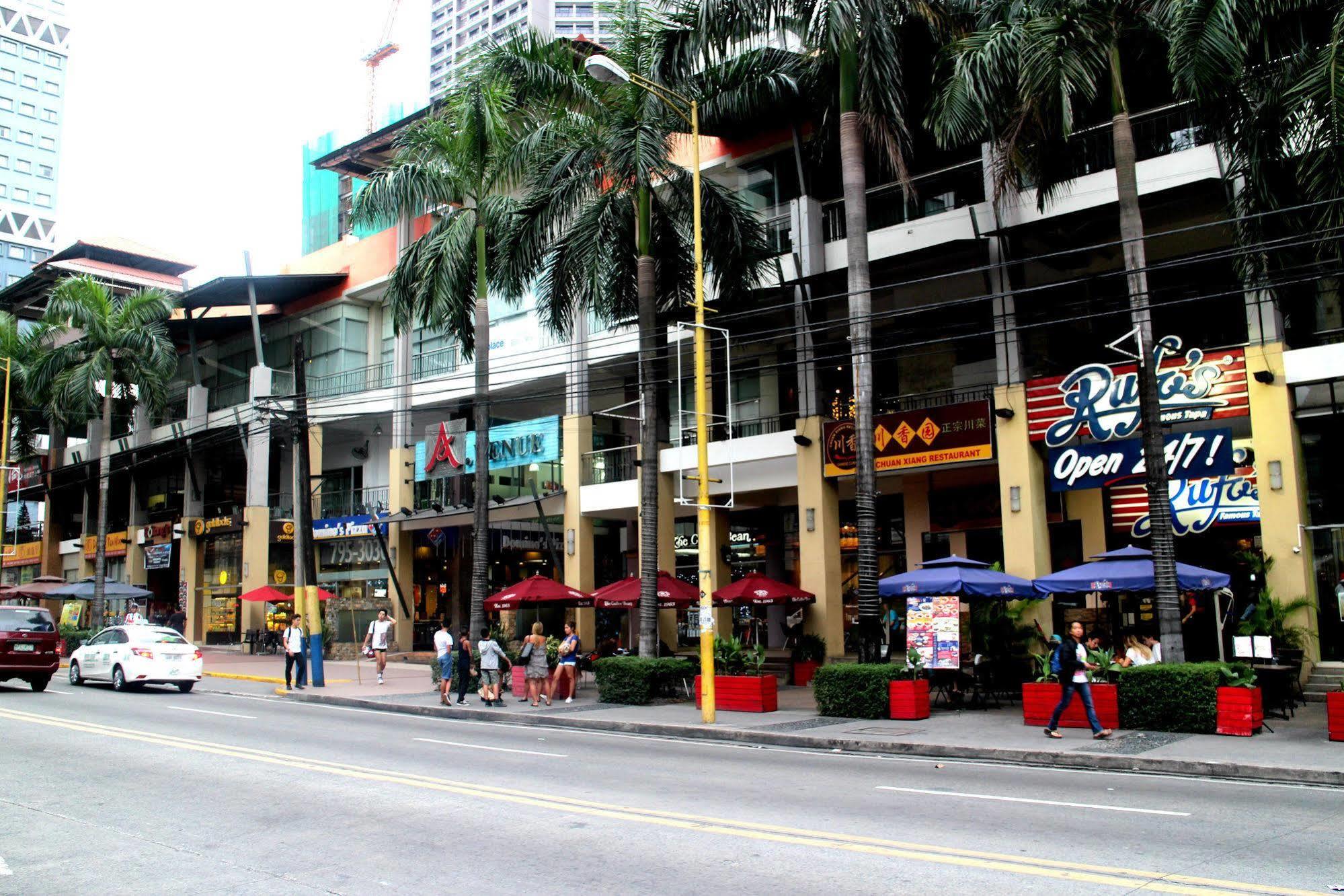 Urban Hostel Pasig City Exterior photo